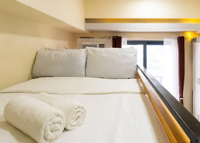Дом отдыха Loft Bed Near It Park Balcony *